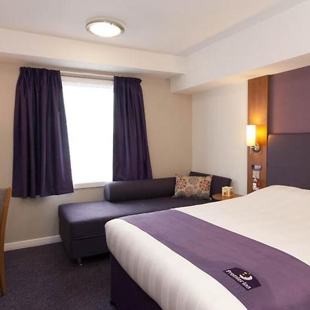 Premier Inn Norwich - Broadlands Park Екстериор снимка