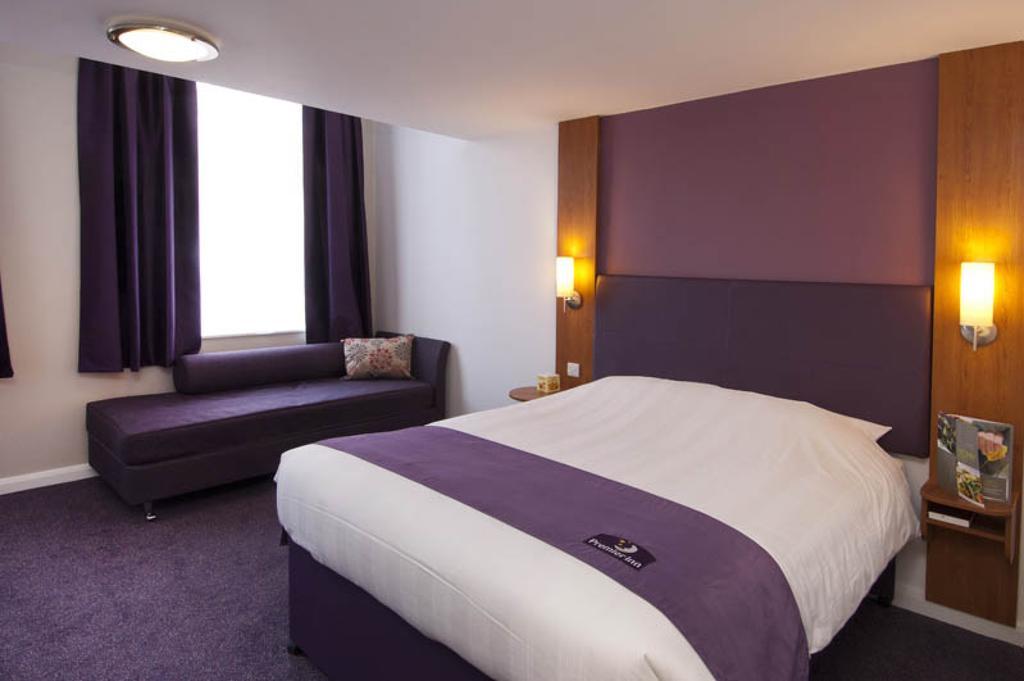 Premier Inn Norwich - Broadlands Park Екстериор снимка