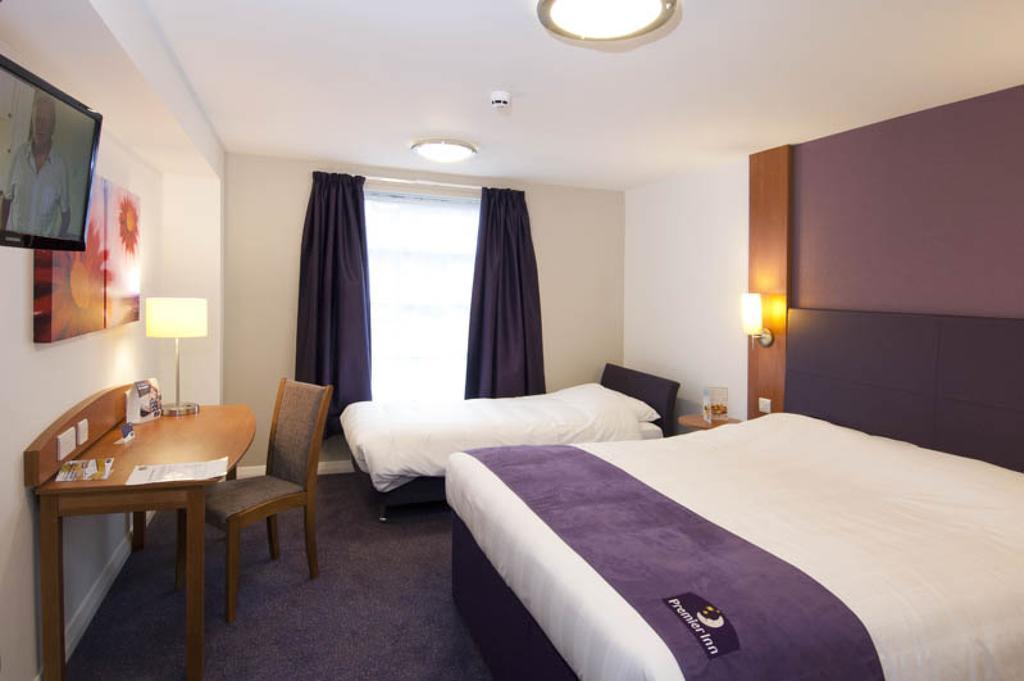 Premier Inn Norwich - Broadlands Park Стая снимка