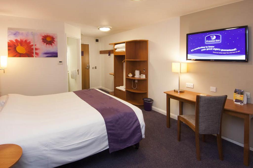 Premier Inn Norwich - Broadlands Park Екстериор снимка