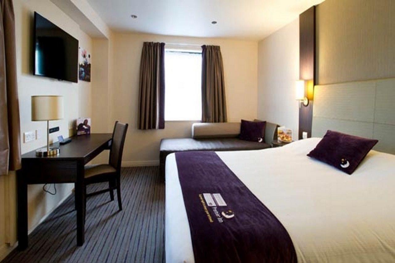 Premier Inn Norwich - Broadlands Park Екстериор снимка